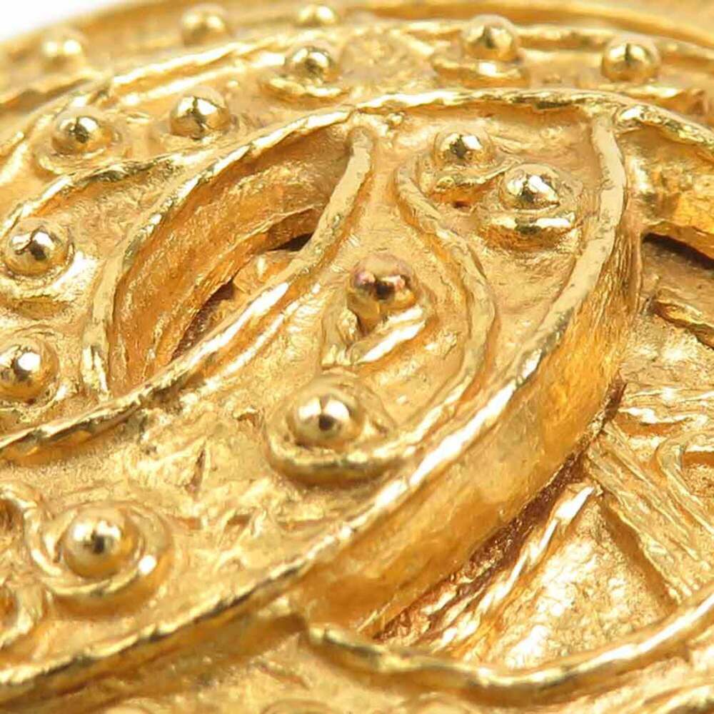 CHANEL Gold Logo Brooch - Picture 7 of 12